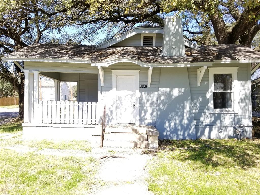 1545 Pine Avenue - Photo 1