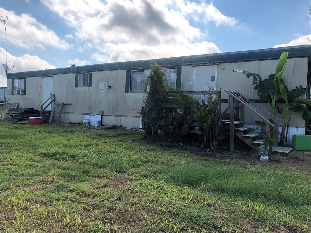 304 Front Street - Photo 1