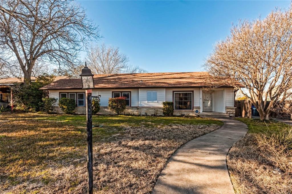 2617 Pine Avenue - Photo 1