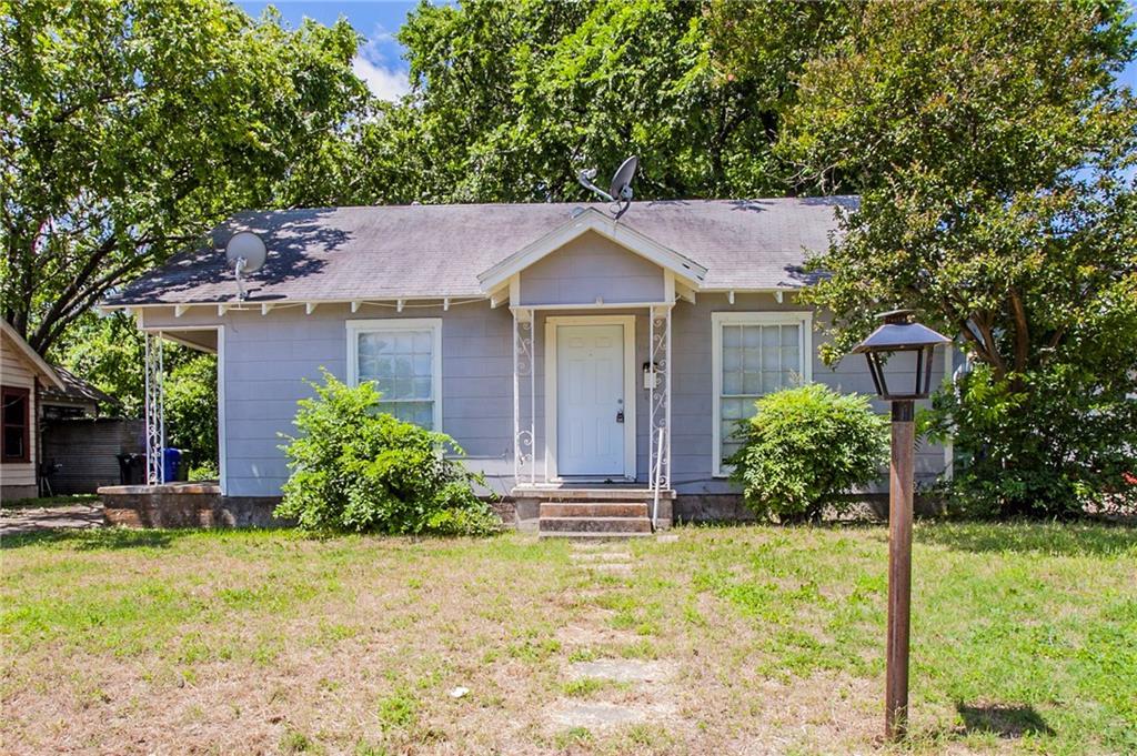 814 31st Street - Photo 1