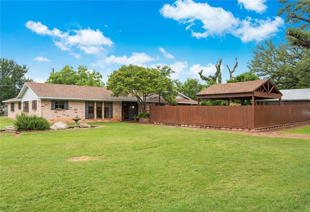 123 Pecan - Photo 1