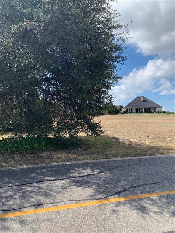 7424 Retreat Boulevard - Photo 1