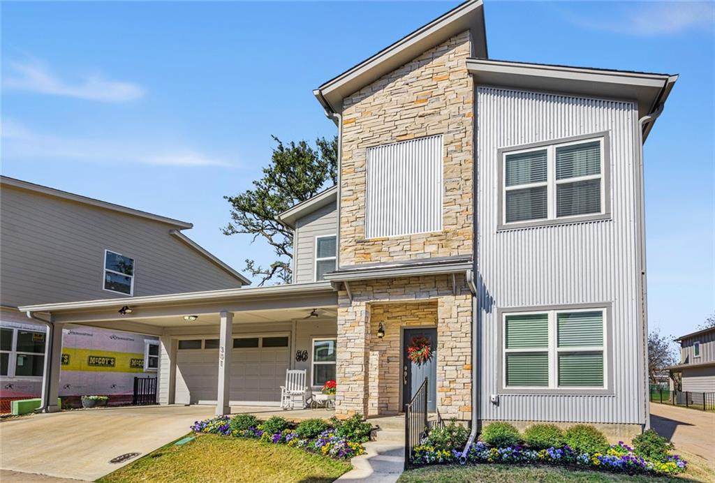 407 Bosque Boulevard - Photo 1