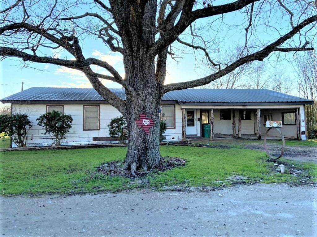 209 Goddard Street - Photo 1