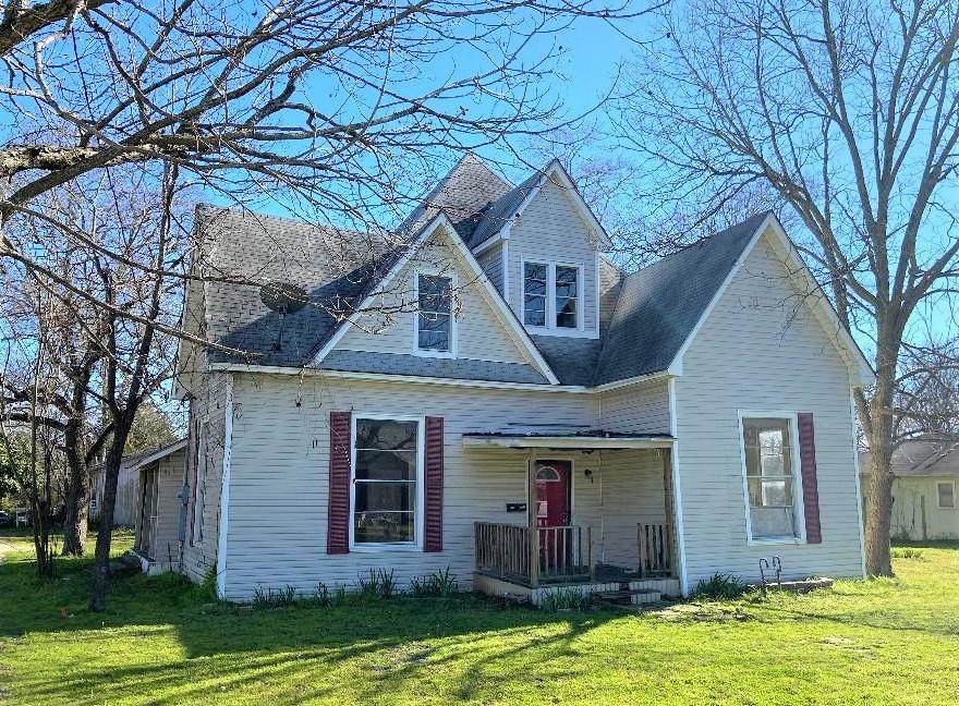 410 Ross Avenue - Photo 1