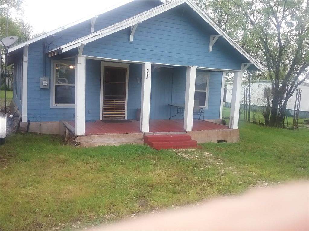 607 Roark Street - Photo 1