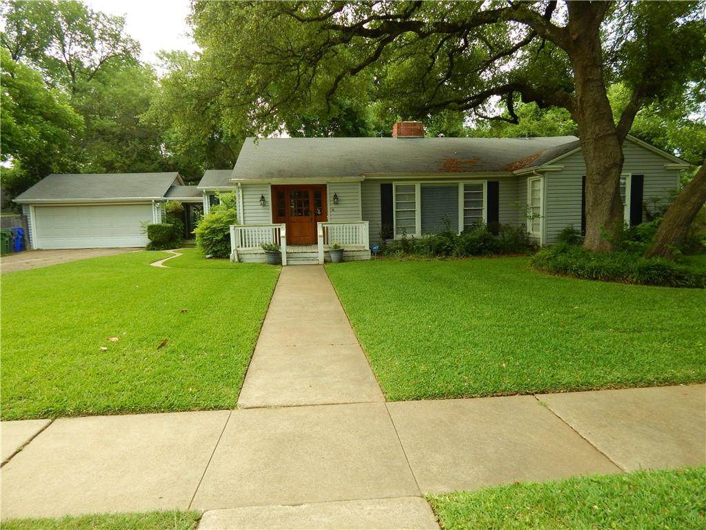 3210 Maple Avenue - Photo 1