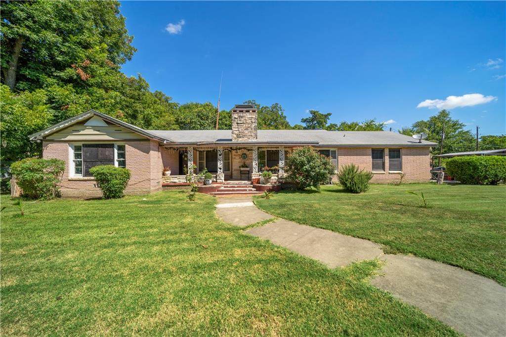 3901 Maple Avenue - Photo 1
