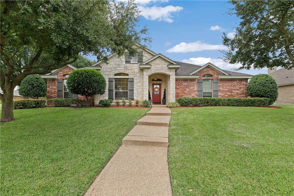 301 Edinburgh Lane - Photo 1