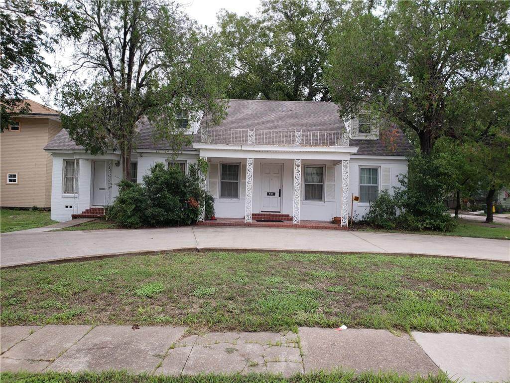 407 Chambers Street - Photo 1