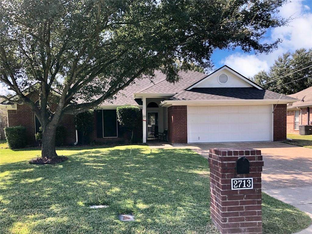 2713 Pueblo Drive - Photo 1