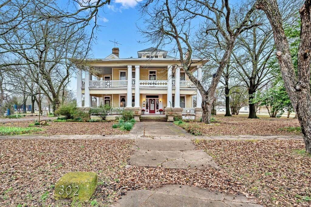 302 Colket Street - Photo 1