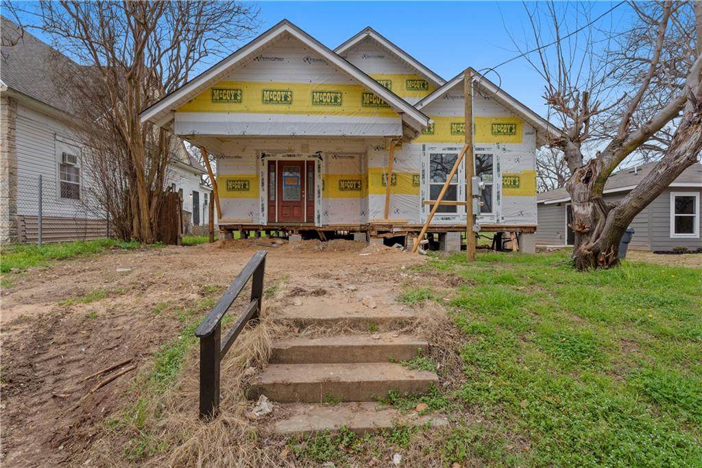 928 10th Street - Photo 1