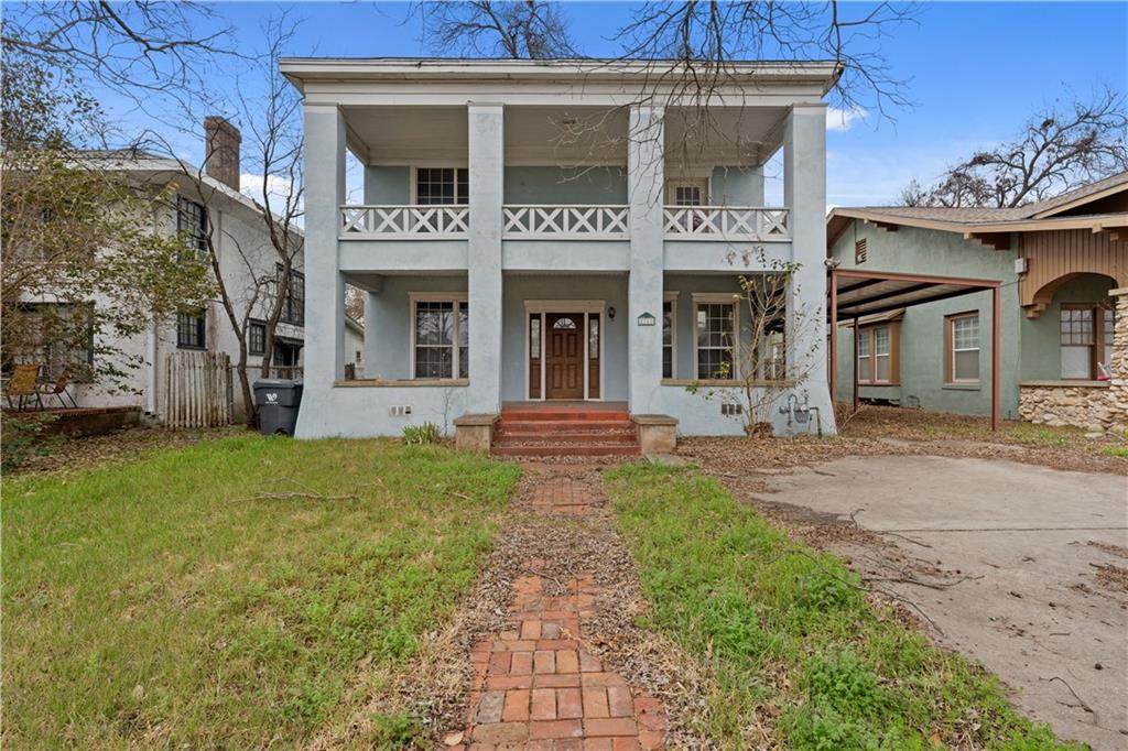 2711 Sanger Avenue - Photo 1