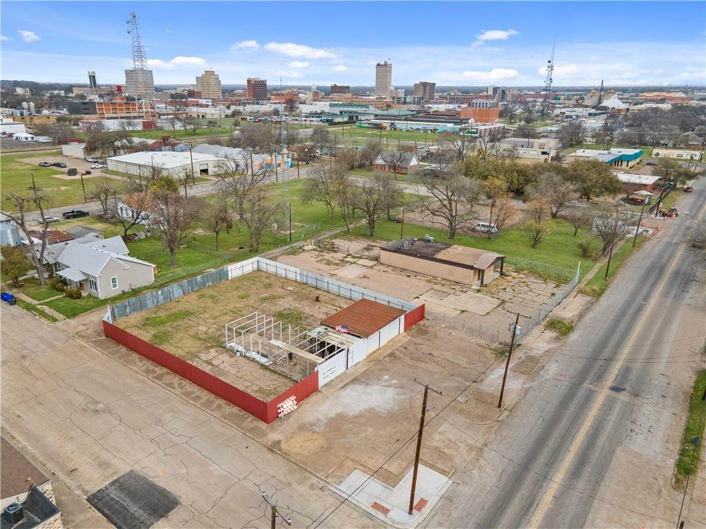 1225 Clay Avenue - Photo 1