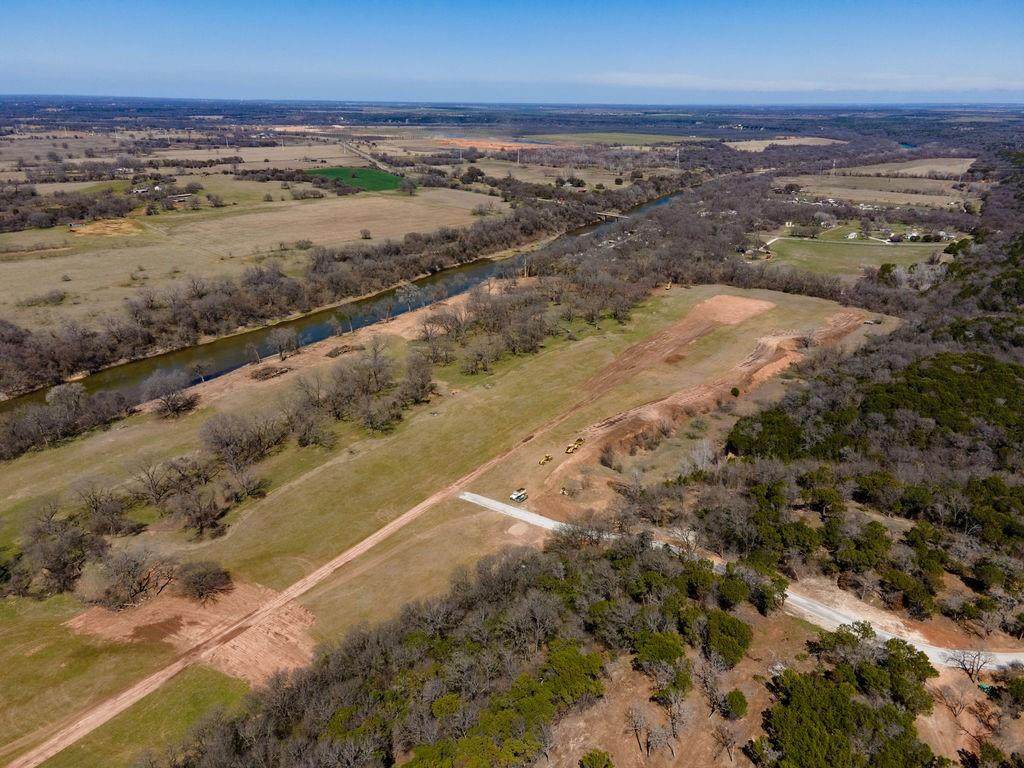 227 Fm 1304 Road - Photo 1