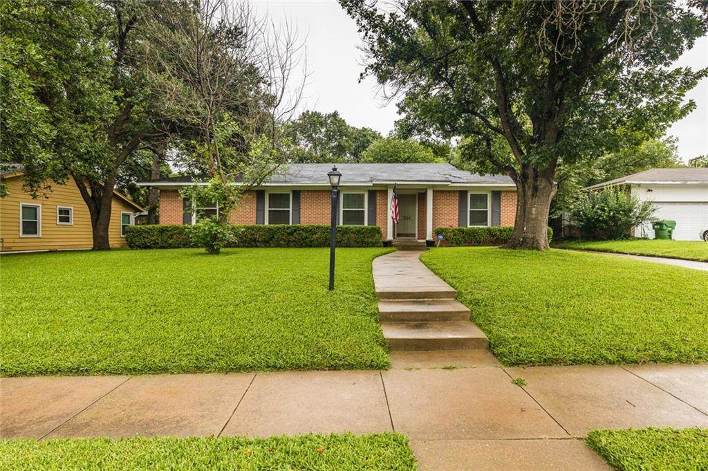 1324 Sunset Street - Photo 1