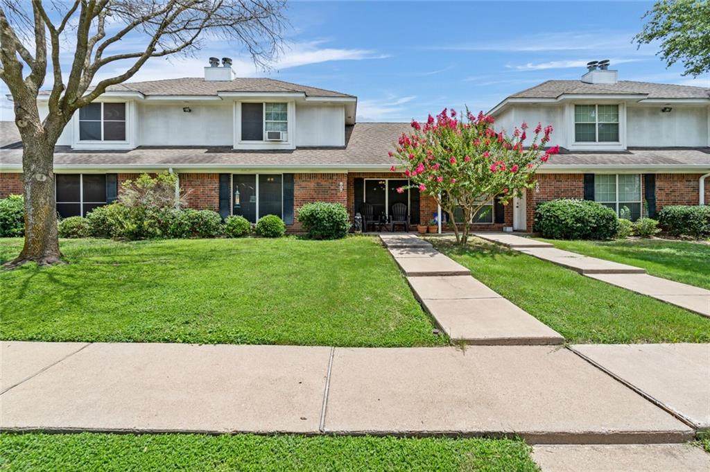 807 Chambers Creek Circle - Photo 1