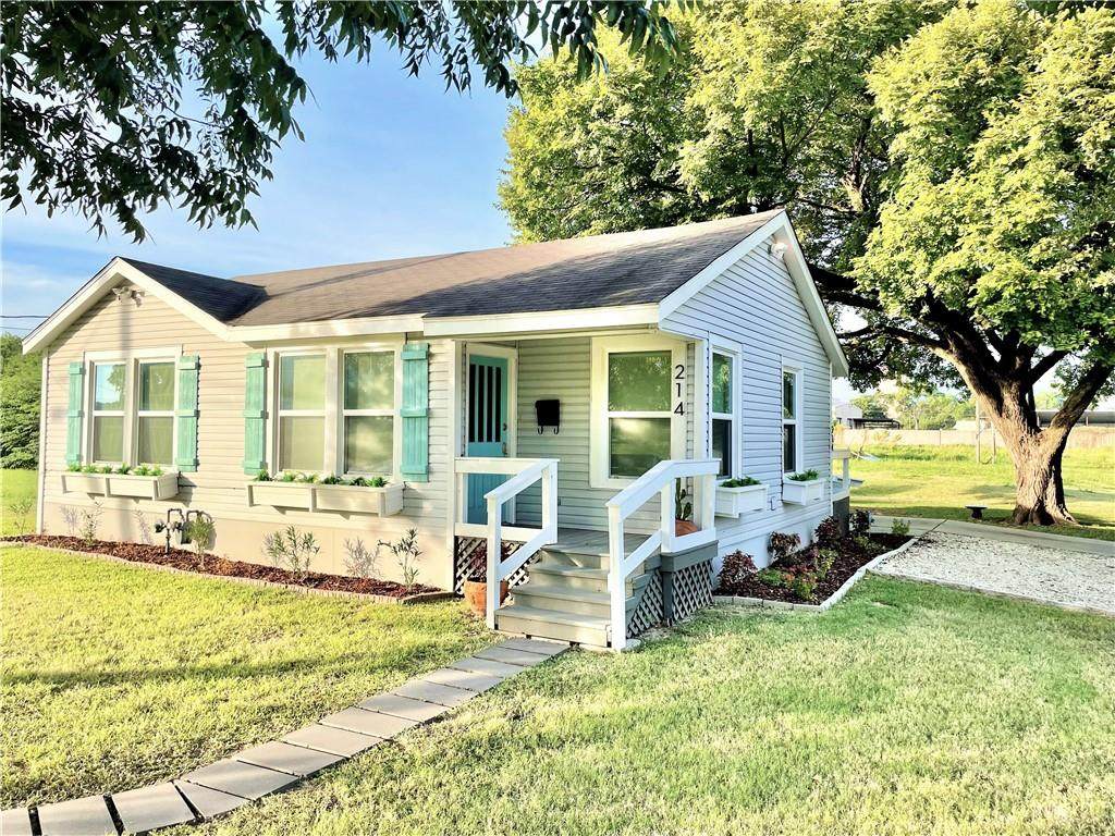 214 Nathaniel Mccoy Street - Photo 1