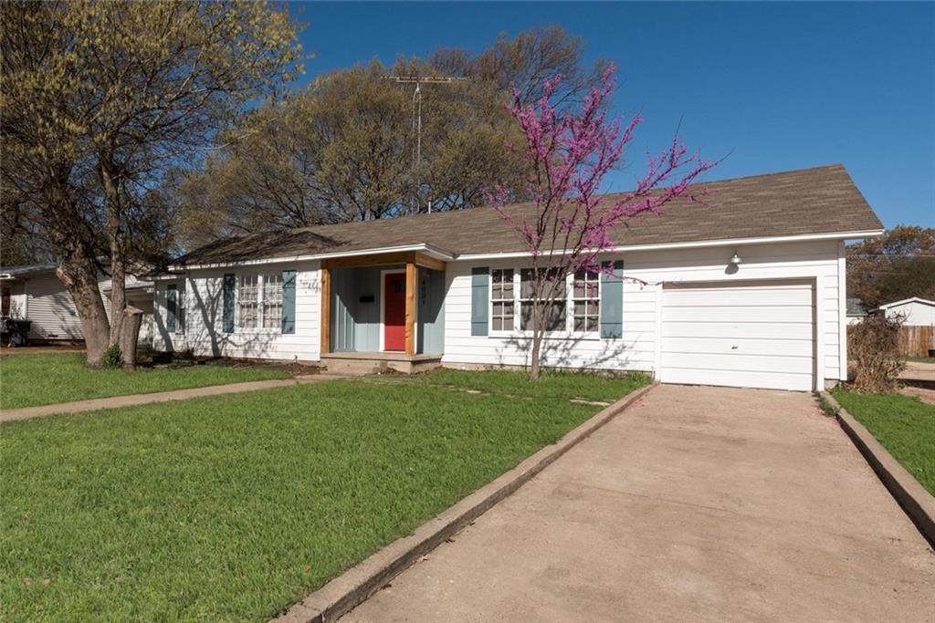 4001 Sanger Avenue - Photo 1