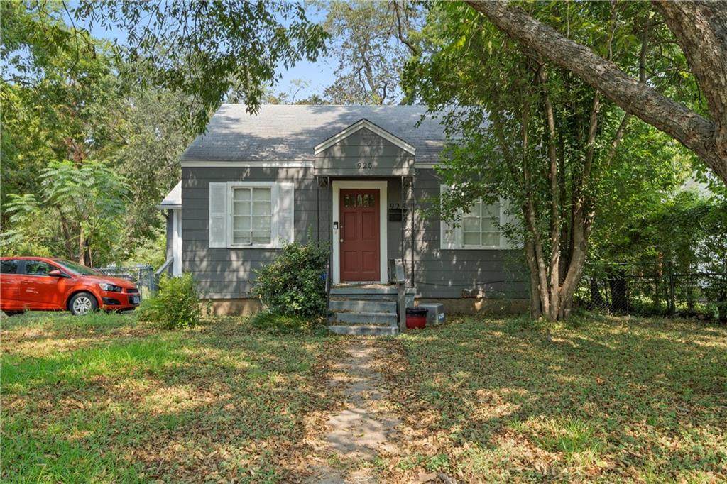 925 32nd Street - Photo 1