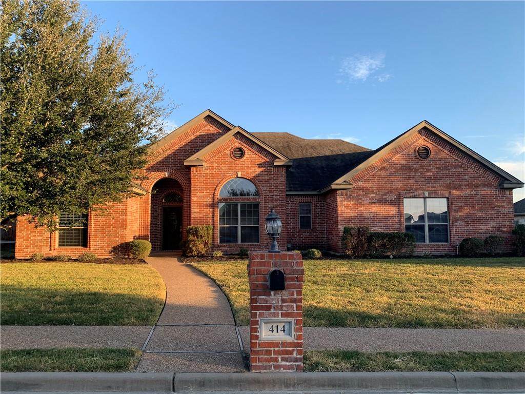 414 Cedar Ridge Circle - Photo 1