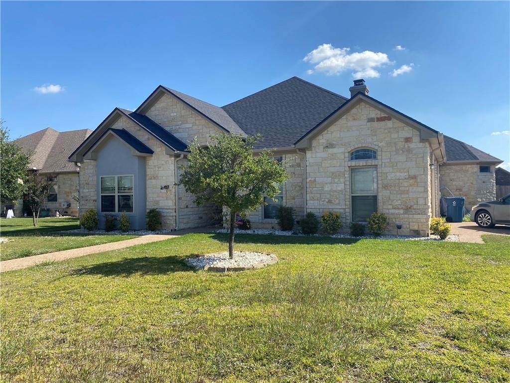 104 Hollygrove Drive - Photo 1