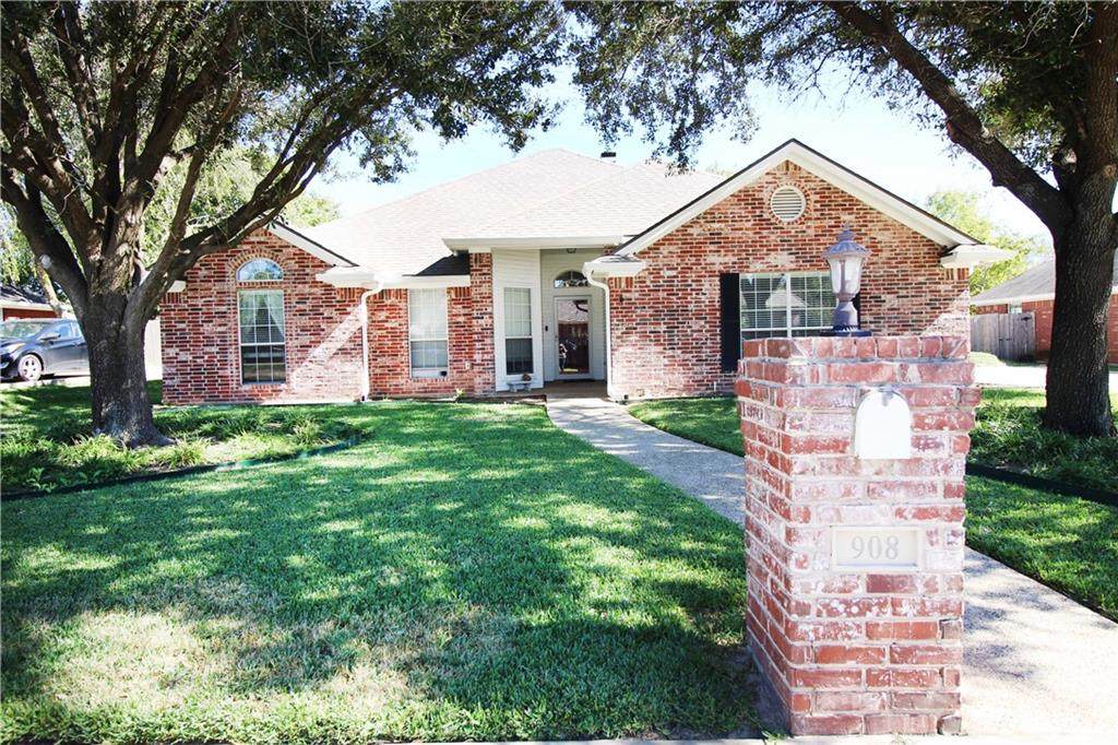 908 Pawnee Trail - Photo 1