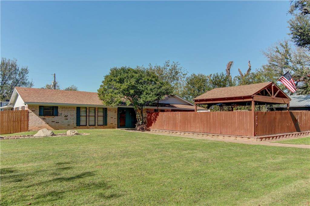 123 Pecan - Photo 1