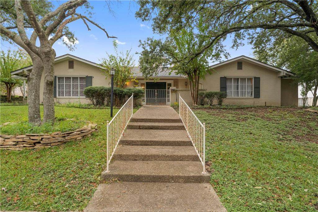 2641 Woodmont Circle - Photo 1