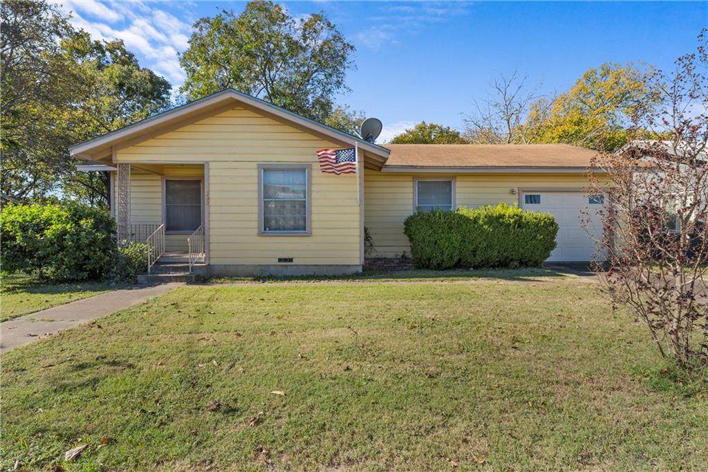 804 Maxfield Street - Photo 1