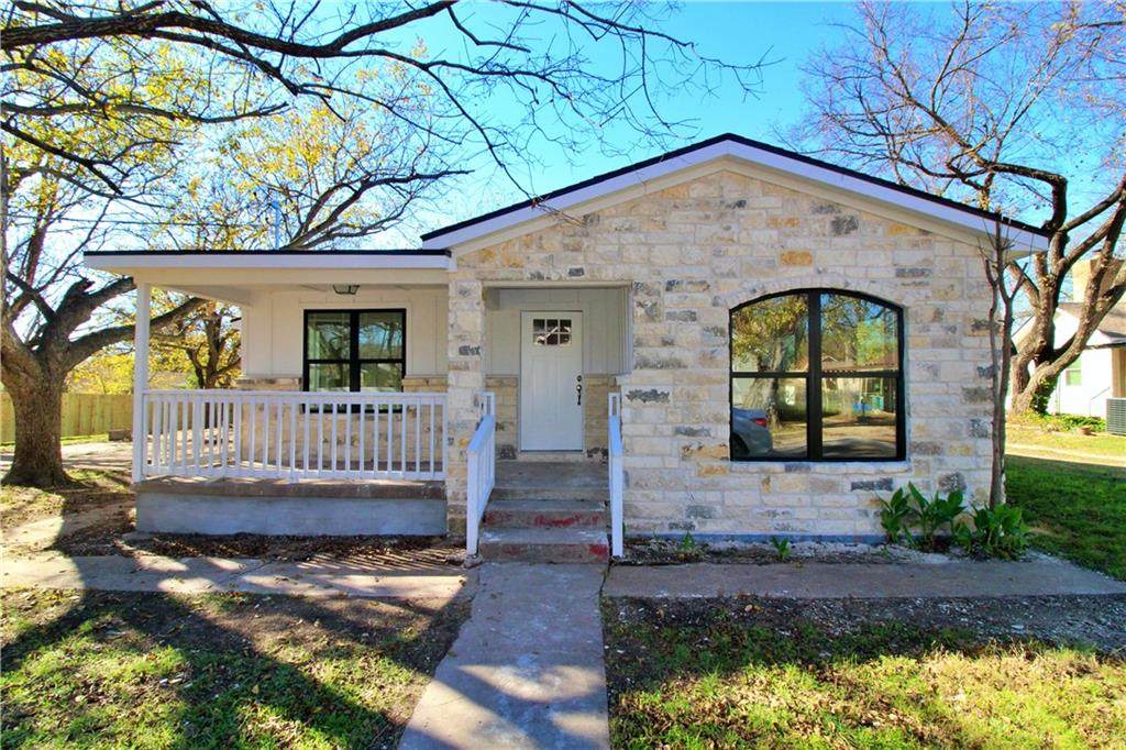 402 5th Street - Photo 1
