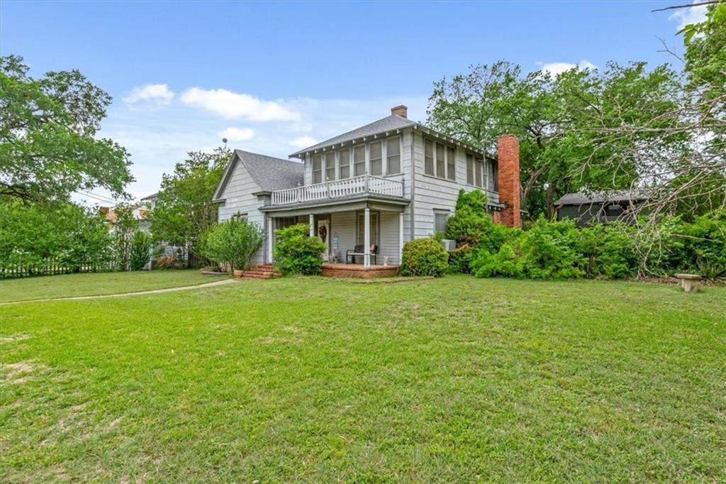 631 Elm Street - Photo 1