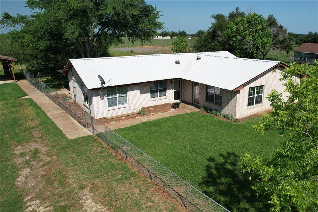 968 Fm 2413 - Photo 1