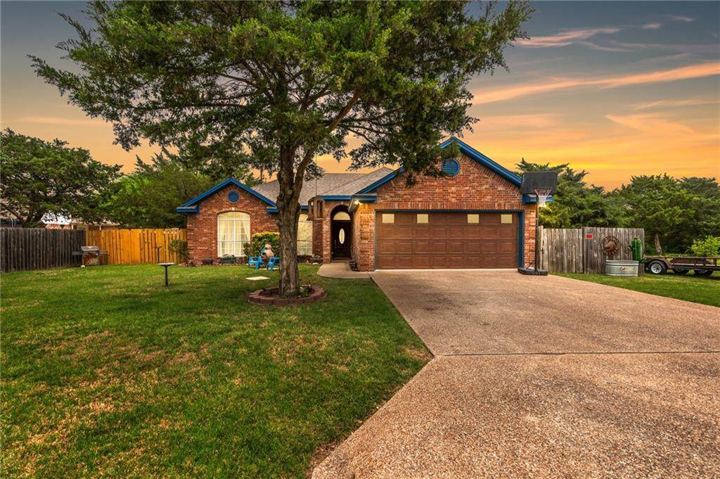 506 Parkhaven Drive - Photo 1