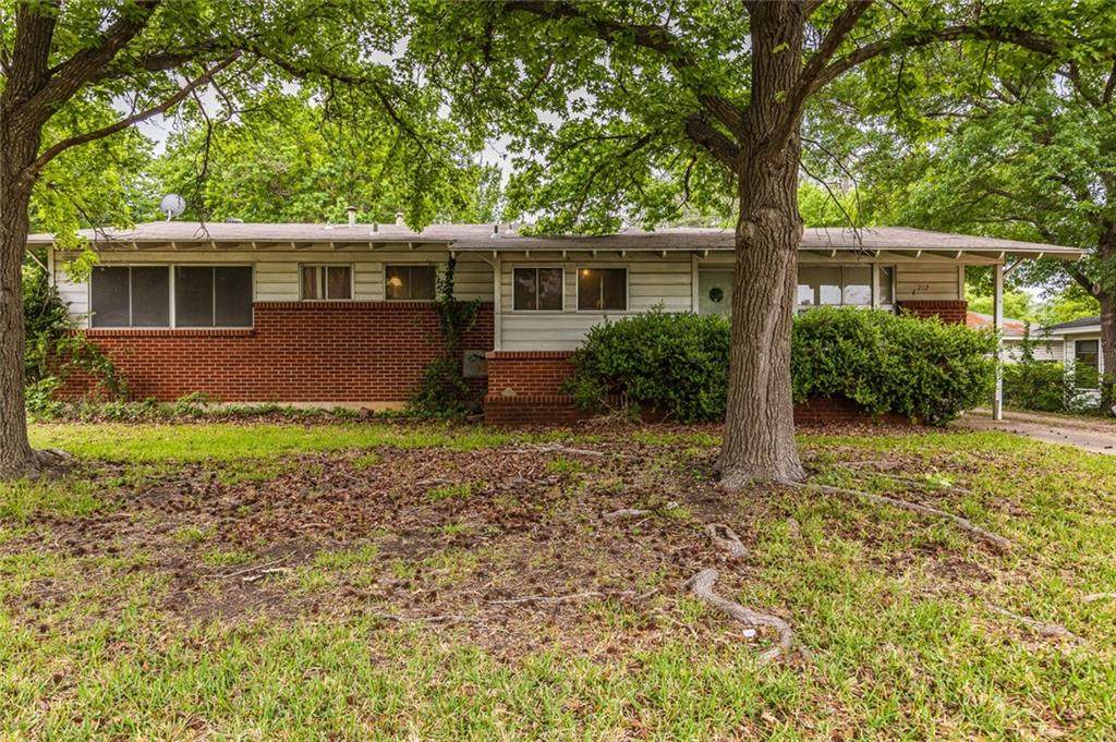 2212 Rosewood Drive - Photo 1