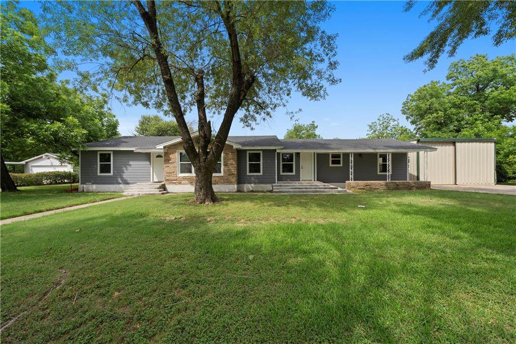 3232 29th Street - Photo 1