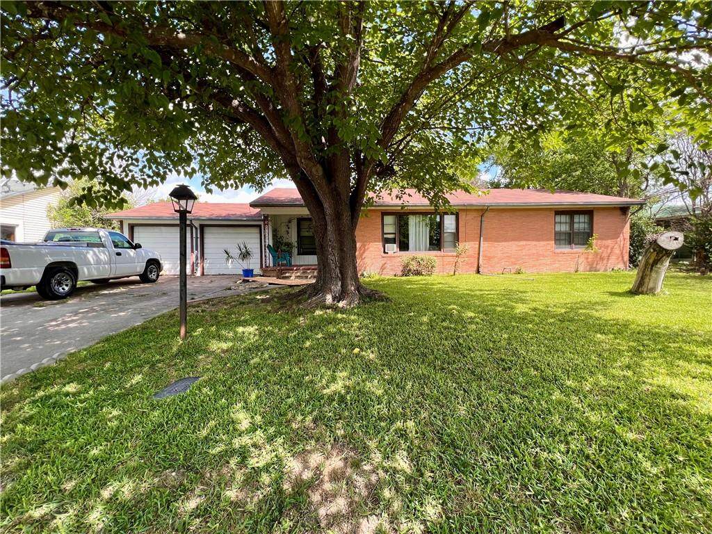 1405 Texas Avenue - Photo 1