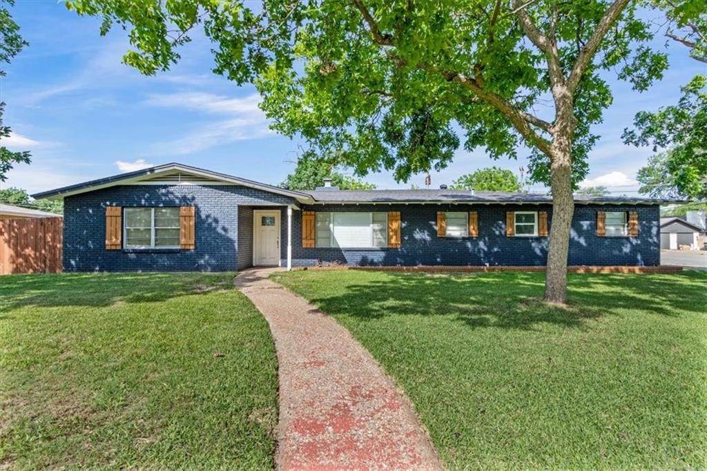 348 Harvey Drive - Photo 1