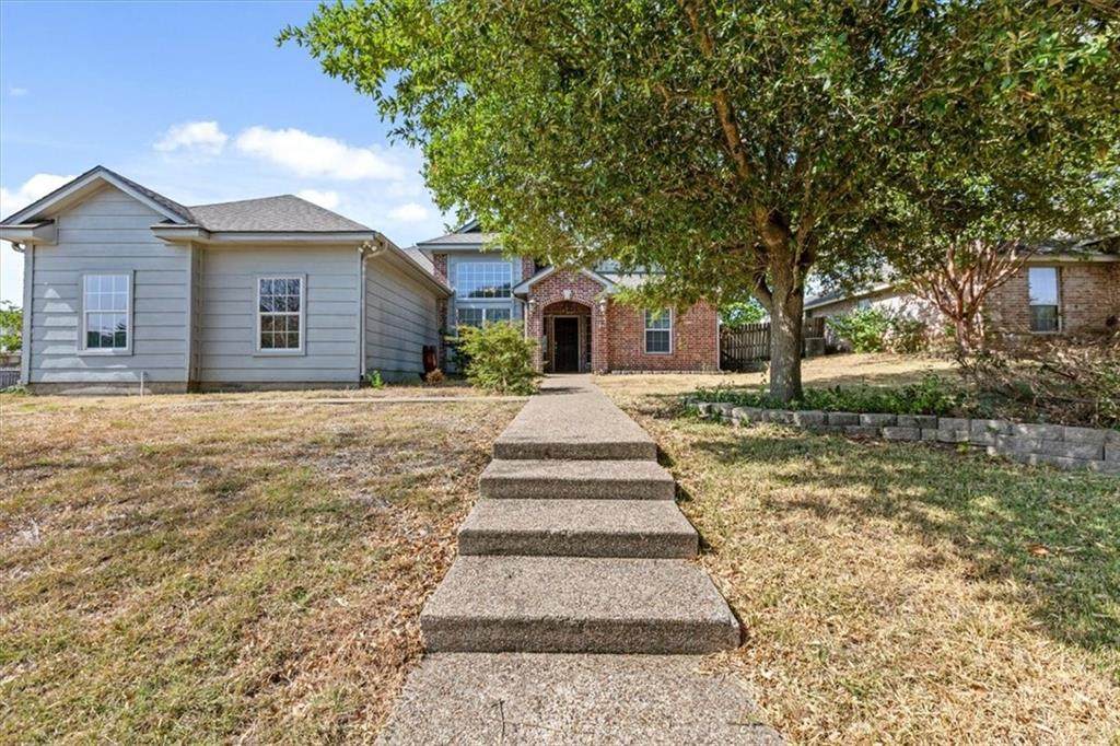 10100 Seville Court - Photo 1