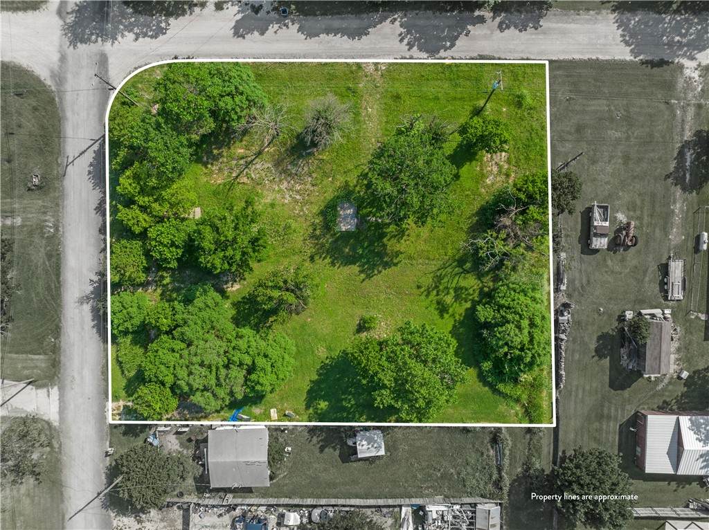 506 Seeley Avenue - Photo 1
