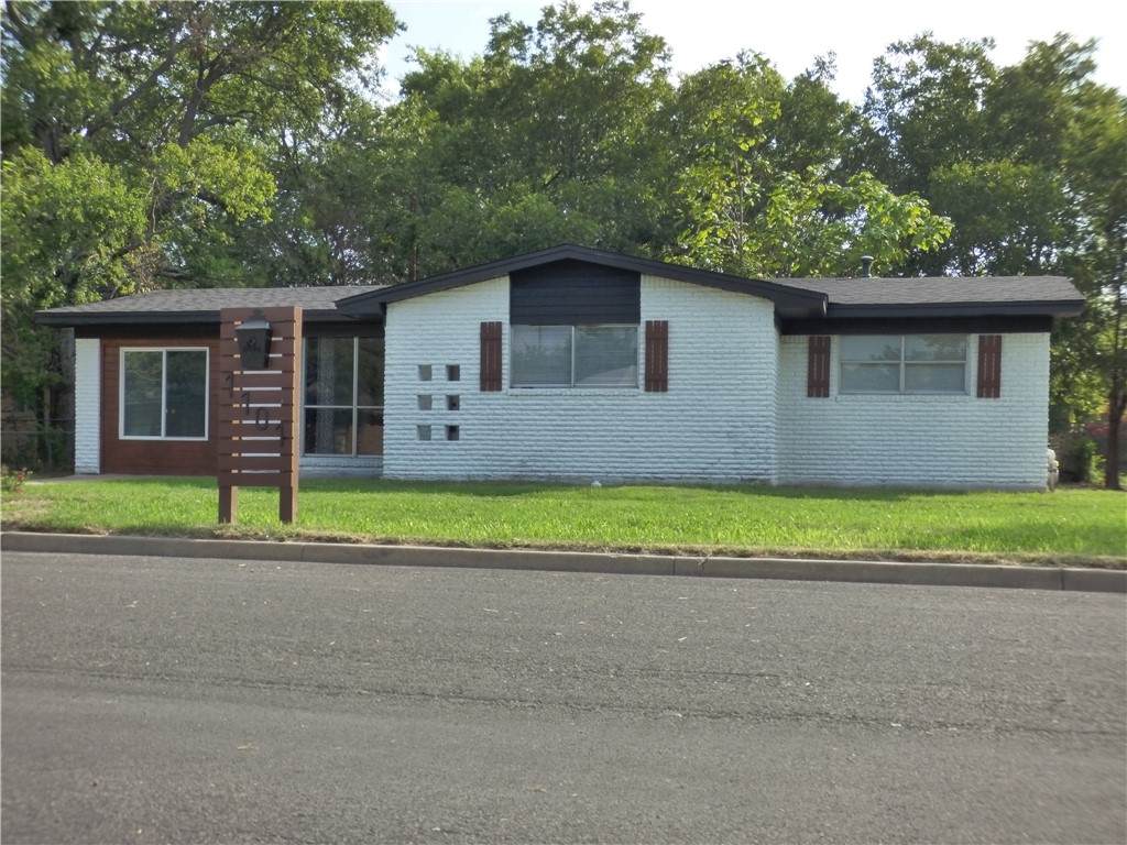 1101 Clover Drive - Photo 1