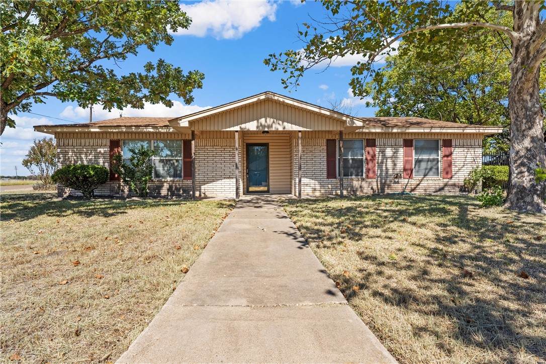 155 Weldon Drive - Photo 1