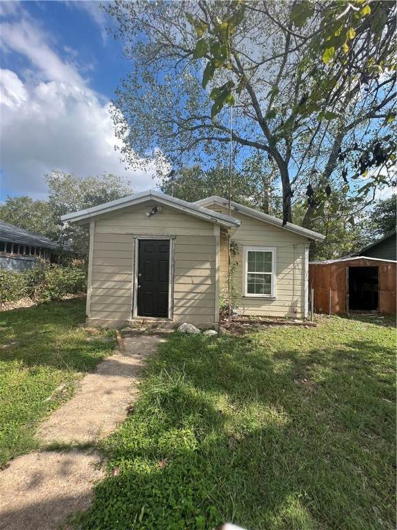 211 Stanfield Drive - Photo 1