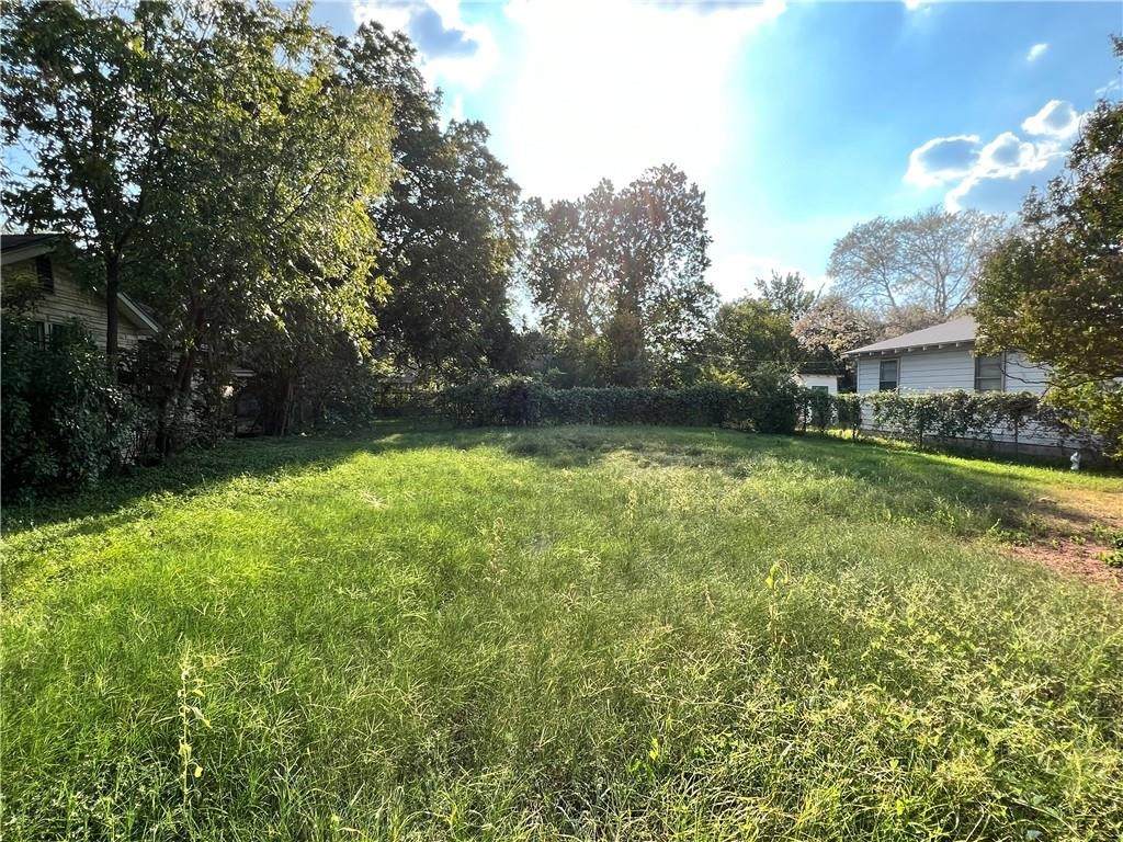 914 Dawson Street - Photo 1