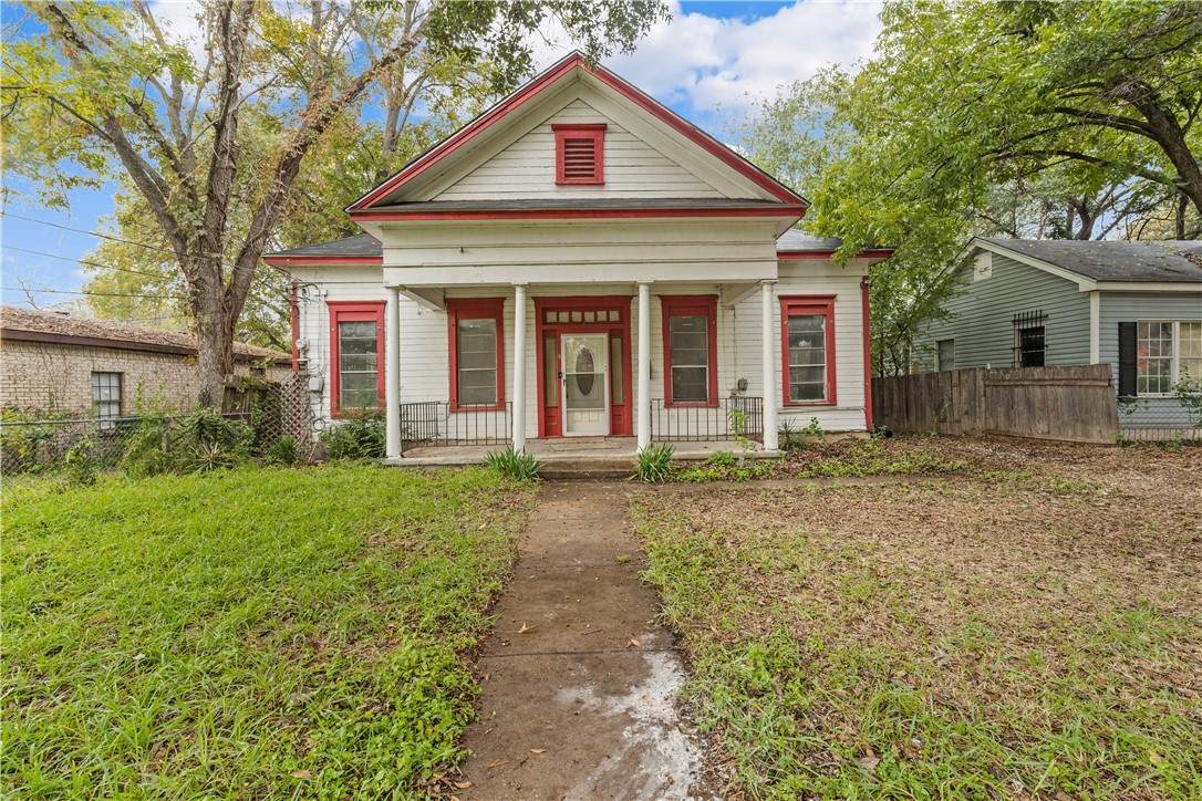 1204 J J Flewellen Road - Photo 1