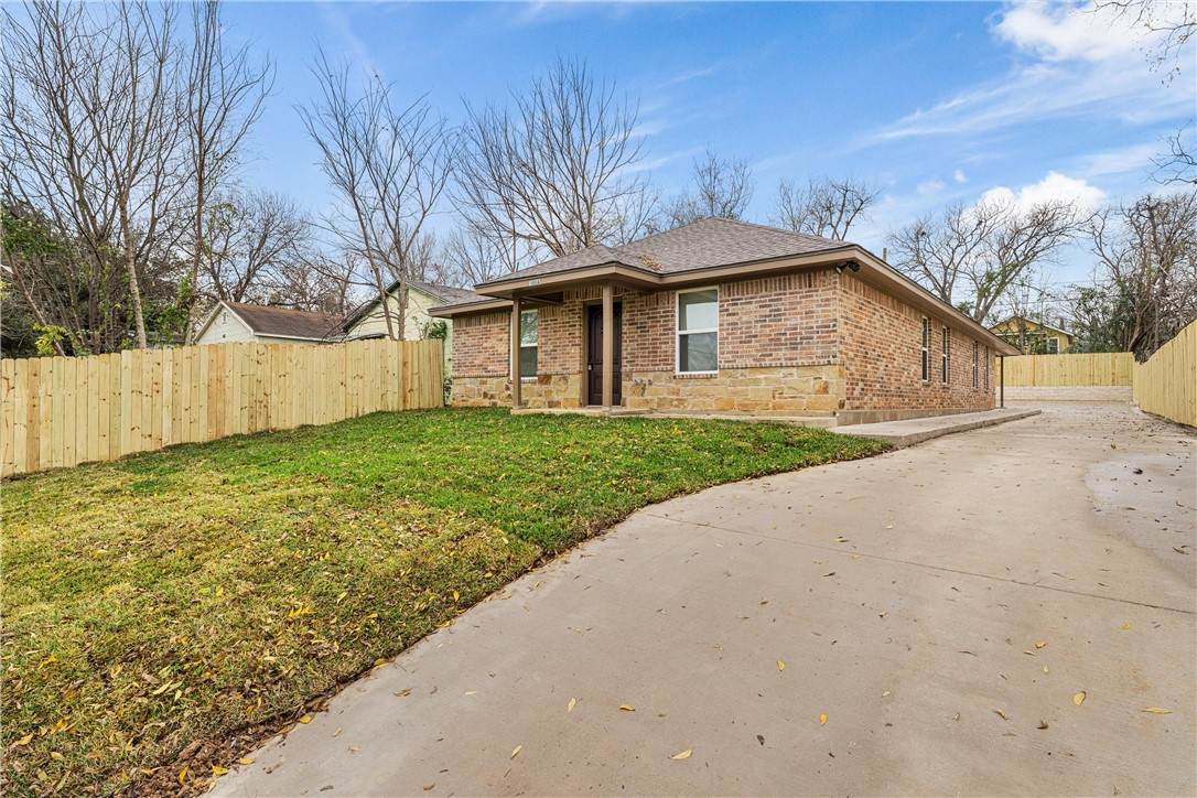 1608 10th Street - Photo 1