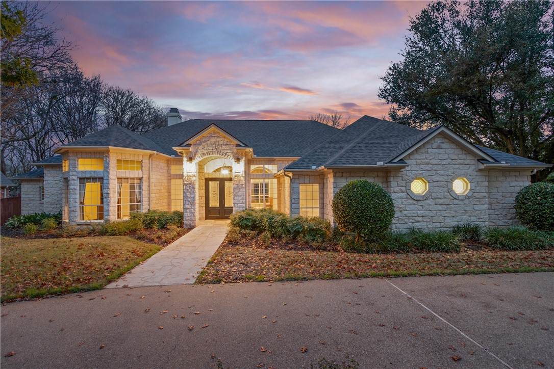 2031 Rockbridge Road - Photo 1