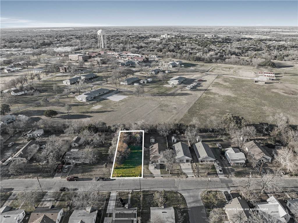 1605 Clark Avenue - Photo 1