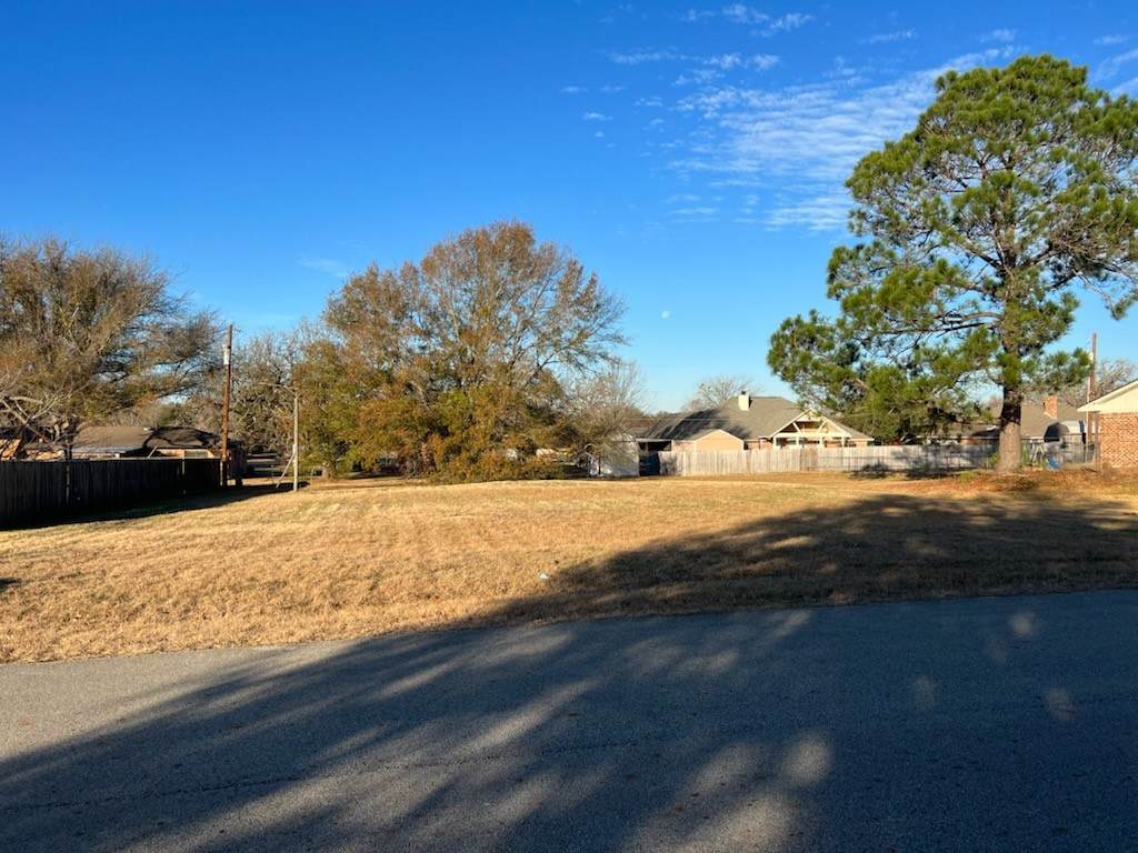 345 Oak Ridge Drive - Photo 1